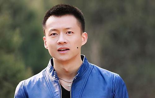 演员于小光的父母,星光璀璨背后的父母恩情